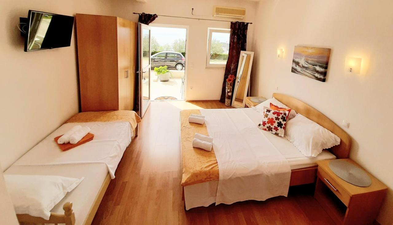Apartment Akmadzic *